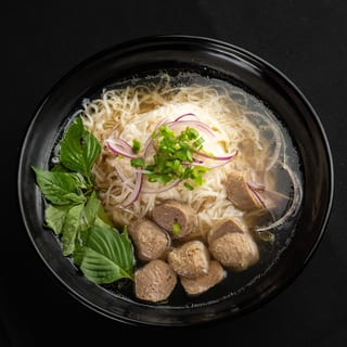 Phở Tái Nạm Bò Viên